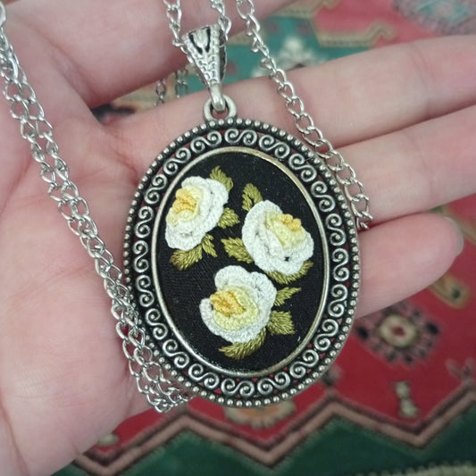 Hand Made Rococo Embroidery Necklace